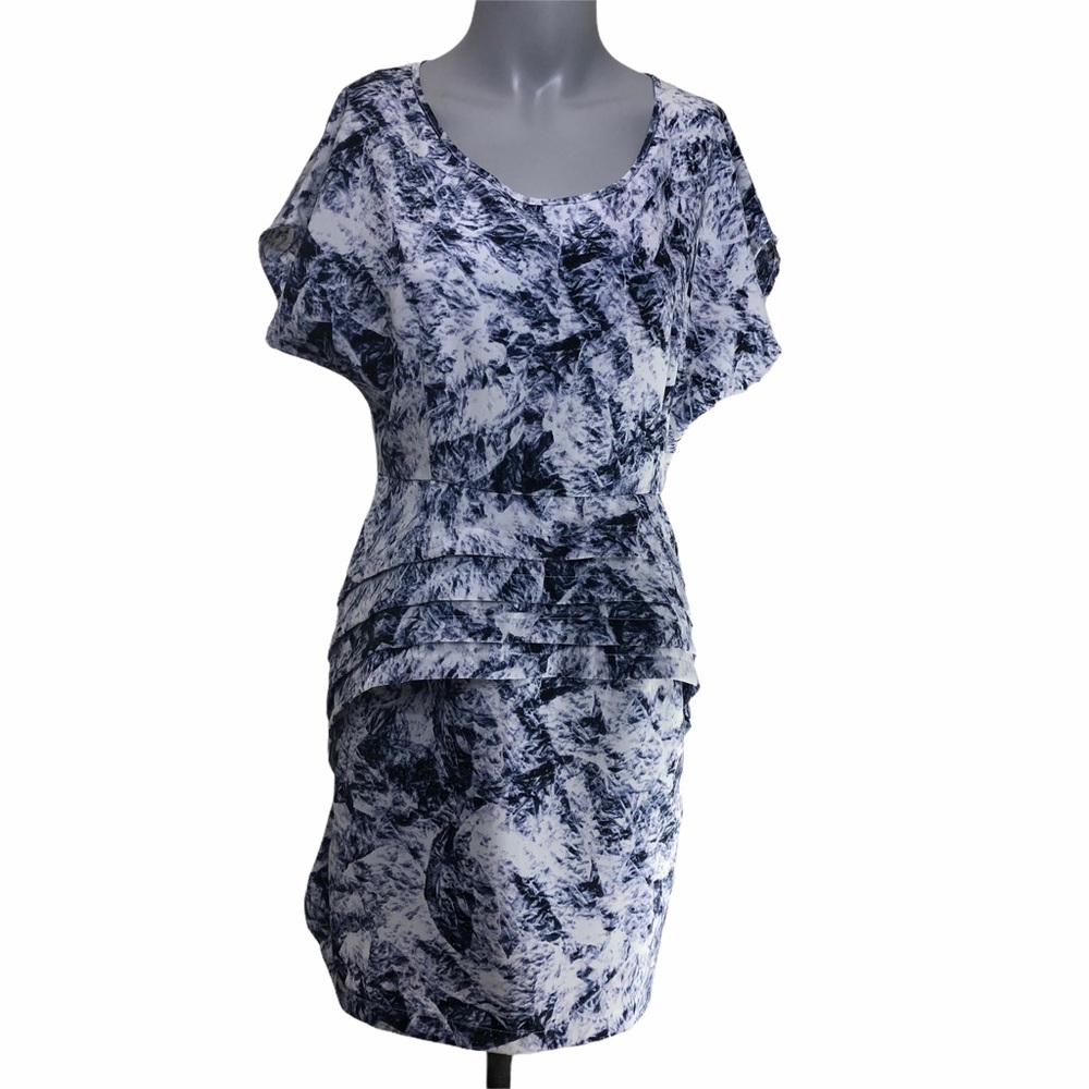 Mink Pink women’s peplum dress size Small